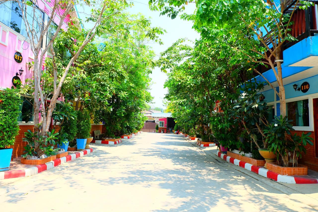 Rak Kun Resort 2 Nakhon Sawan Exteriér fotografie