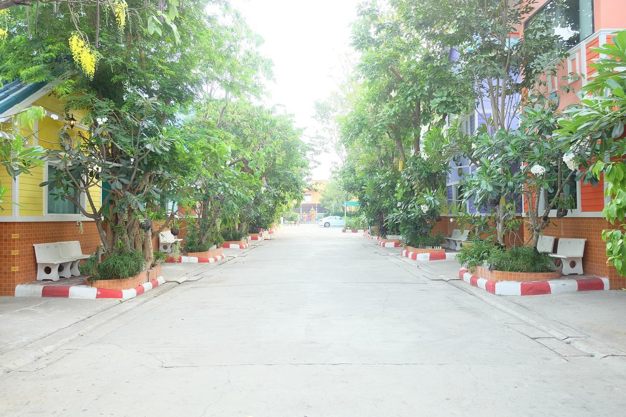 Rak Kun Resort 2 Nakhon Sawan Exteriér fotografie