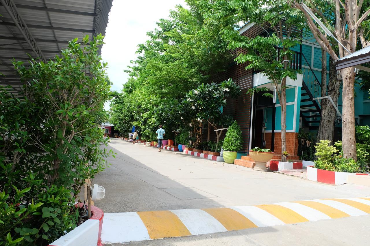 Rak Kun Resort 2 Nakhon Sawan Exteriér fotografie